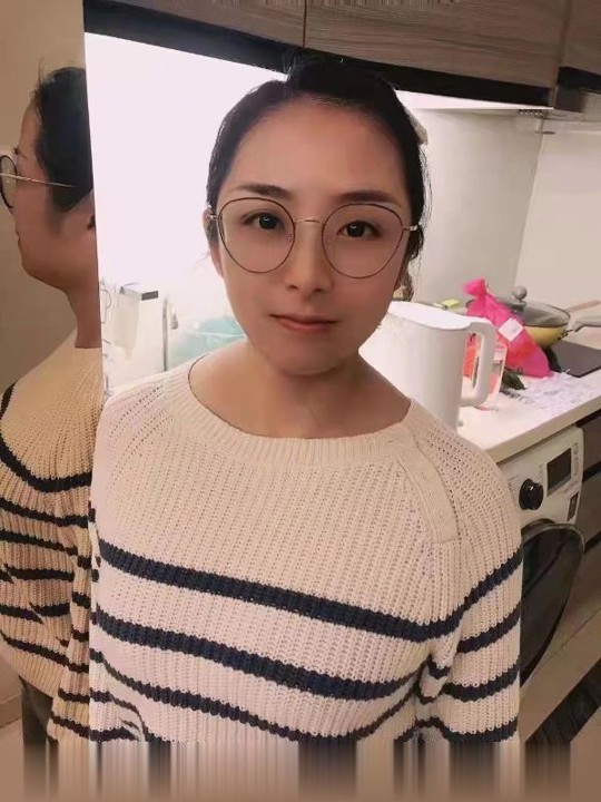 杨浦眼镜气质女-1.jpg