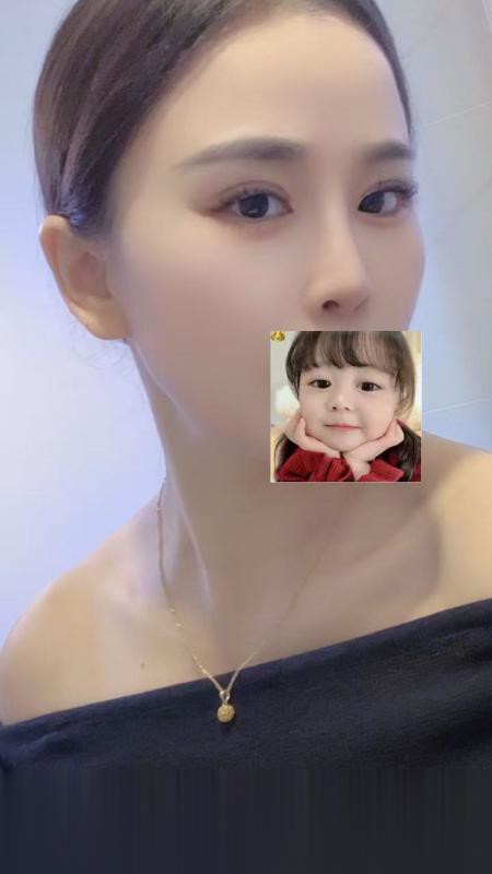 浙江-杭州临平会喷水的妹子-1.jpg