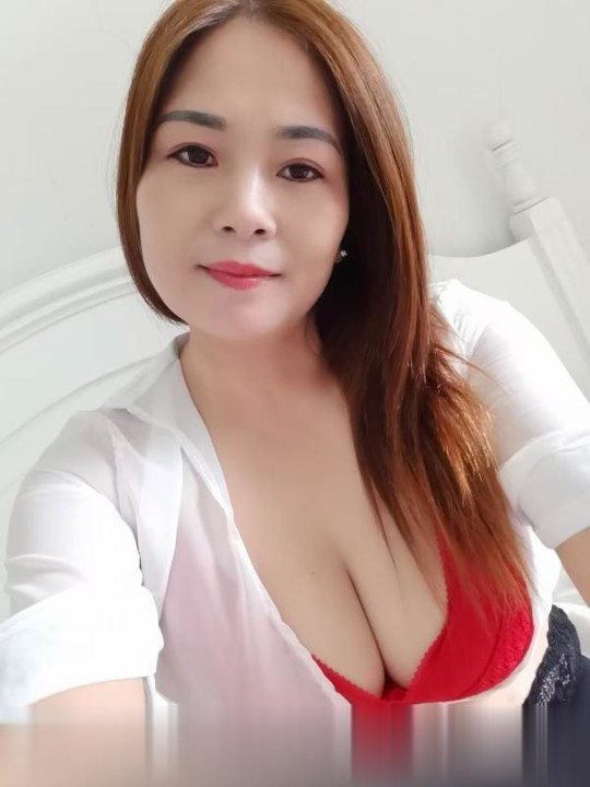 重庆-南岸南坪熟女大胸少妇静姐-1.jpg