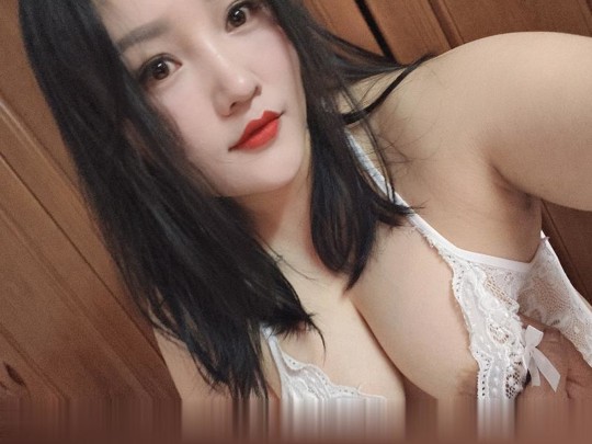 上海-长宁自聊自做的少妇巨臀泄气重庆妹-2.jpg